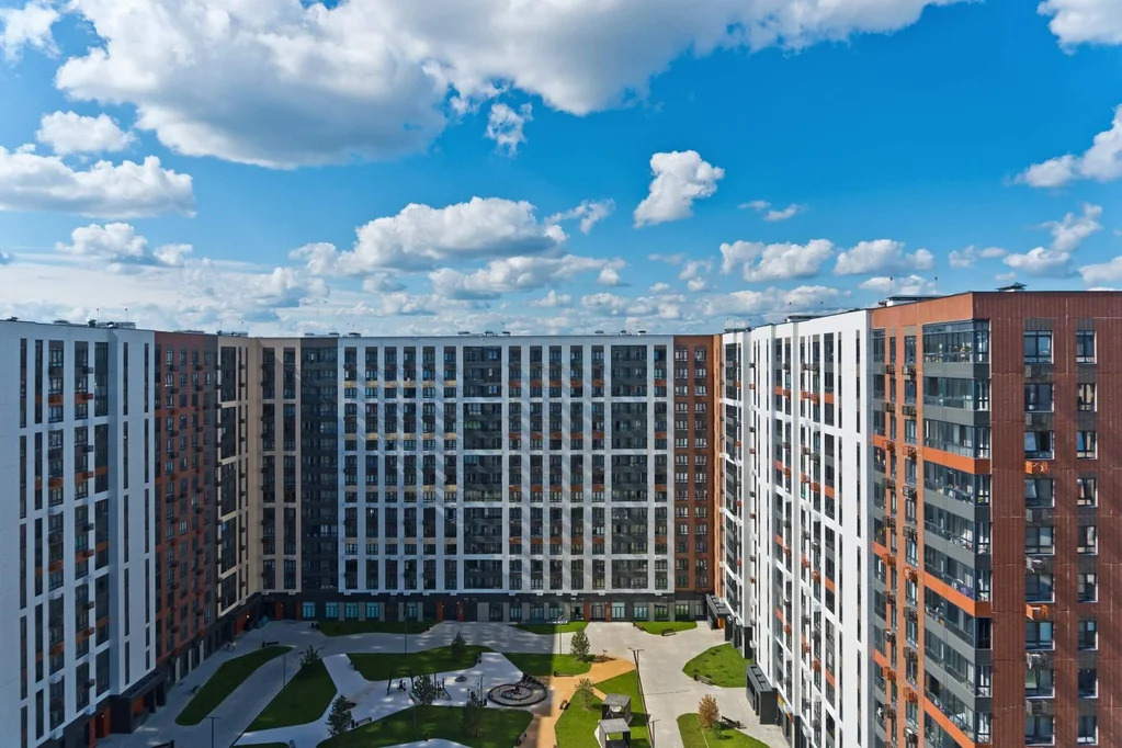 Продам 3-комн. квартиру 76.4 кв.м. - Фото 2