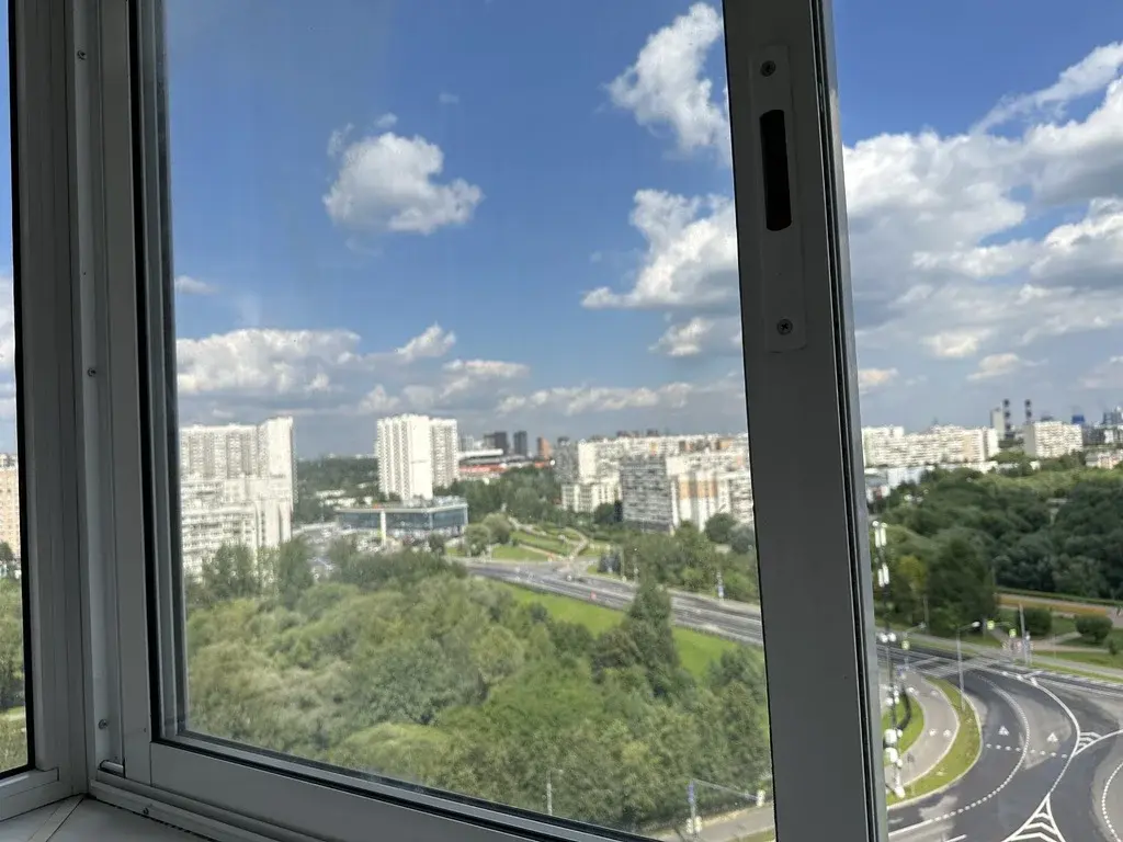 Уютная видовая Однушка рядом с метро Бульвар Дмитрия Донского - Фото 34
