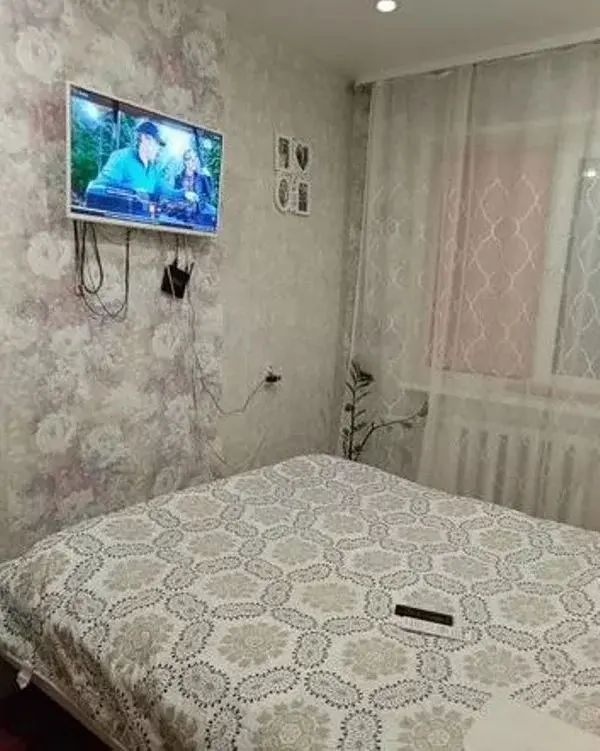4-ком, Баумана, 228 - Фото 0