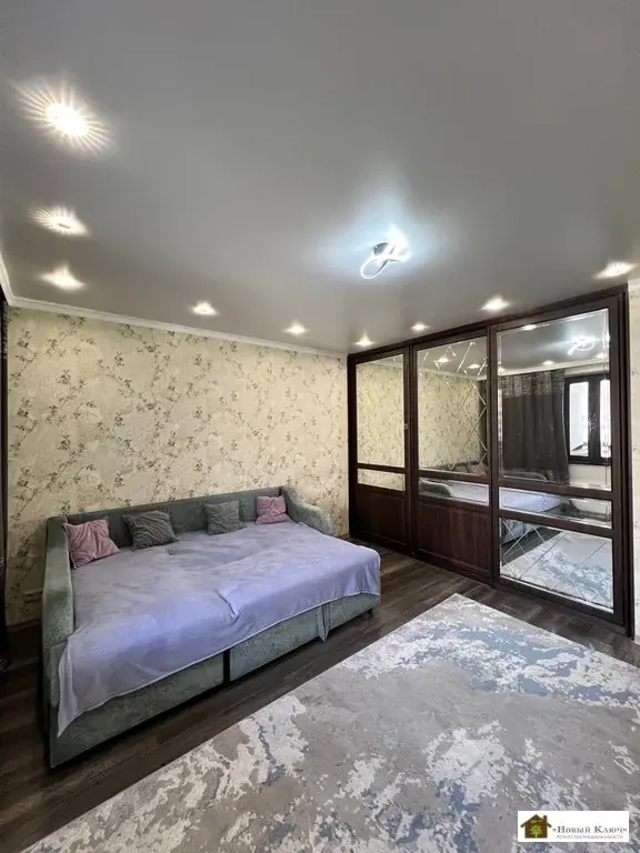 Продается двушка с евро-ремонтом мкр-н Ольгино, ул. Шестая, д.13 - Фото 5