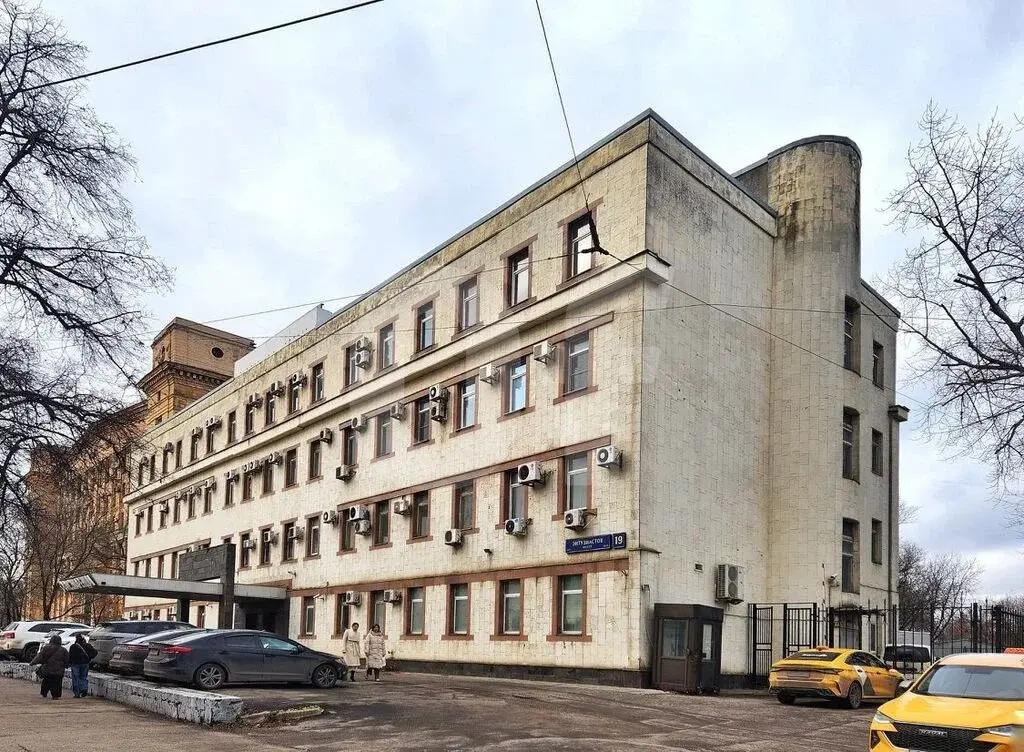 Здание м. Авиамоторная - Фото 1