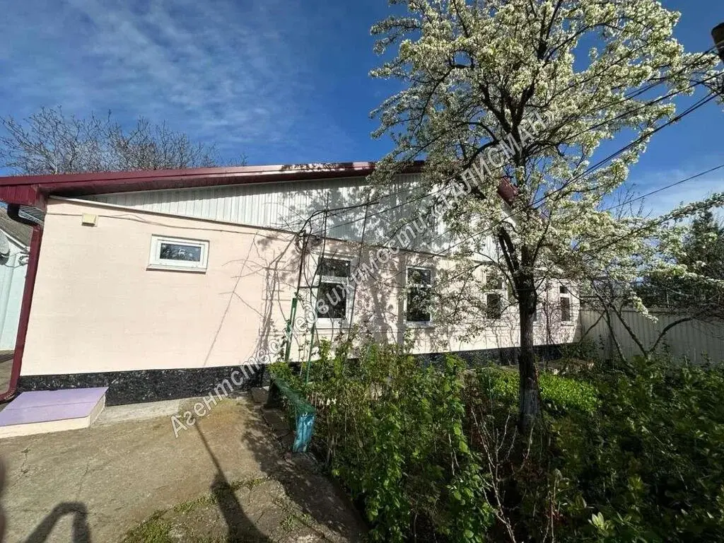 Продается дом в хорошем состоянии, г. Таганрог, район СЖМ - Фото 0