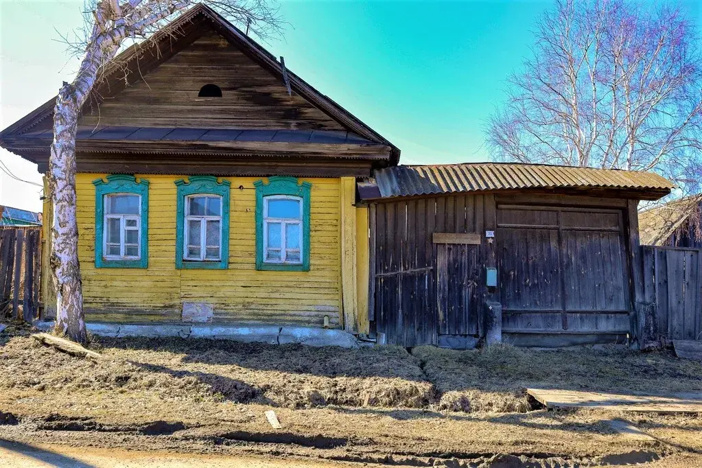 Продаётся дом в г. Нязепетровске по ул. Комсомольская. - Фото 0