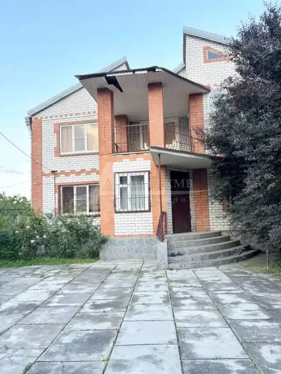 Продажа дома, Новопавловск, Кировский район, ул. Красная - Фото 1