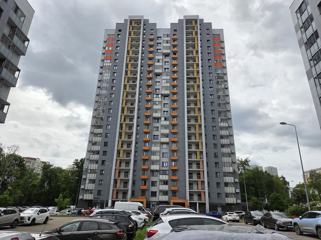 Продажа торгового помещения, Бескудниковский б-р. - Фото 1