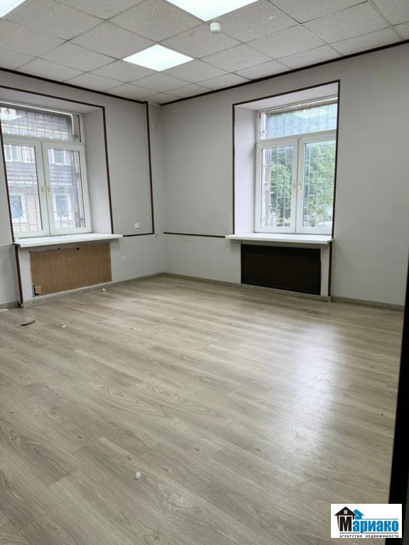 Аренда офиса, ул. Радужная - Фото 1