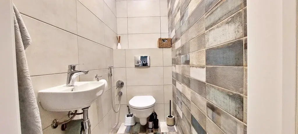 2-комнатная квартира с хорошим ремонтом в Мытищах - Фото 18