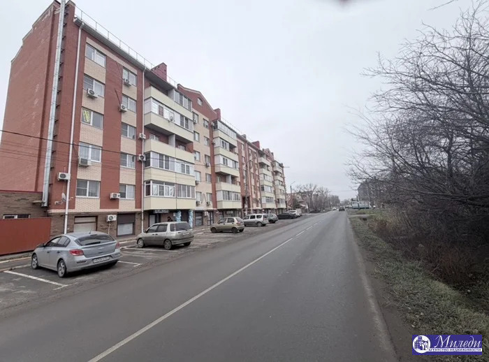 Продажа квартиры, Батайск, Ленина пл. - Фото 1