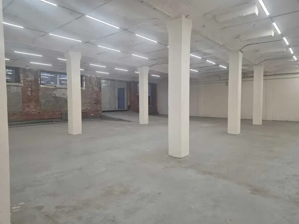 МО г; Королёв,Советская улица 27.Сдается 678 кв.м на 1/4 - Фото 11