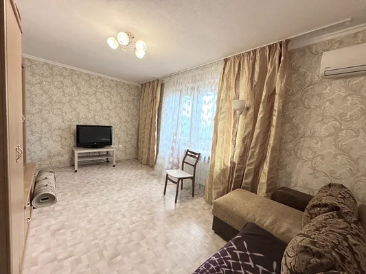 Продам двухкомнатную (2-комн.) квартиру, Гагарина пр-кт, 4, Нижний ... - Фото 7