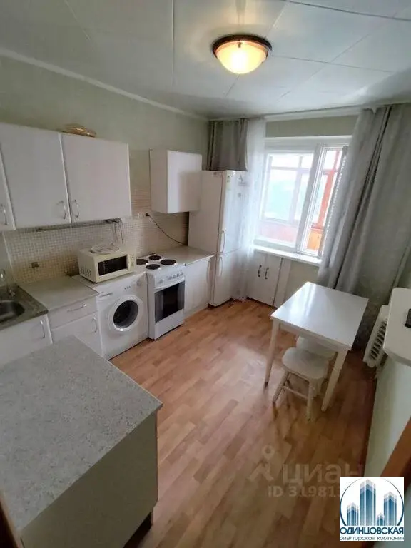 Сдам 1-комн.квартиру 33кв.м. Новоспортивная 16 Одинцово, - Фото 0