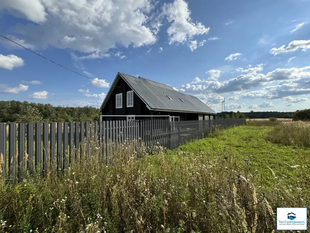 Новый дом под ключ 320 кв.м. в деревне с собственным пляжем - Фото 46