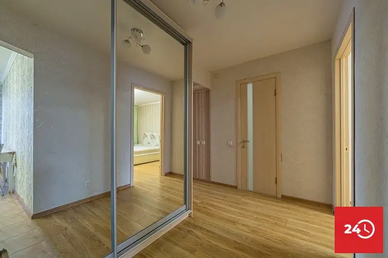 Продается 2 комнатная квартира в центре по улице Тарханова, 10 Маяк - Фото 25