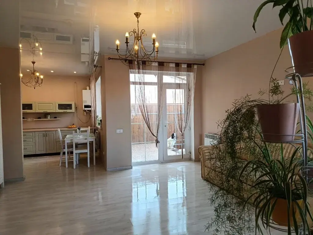 В продаже уютный и тёплый двухэтажный дом - Фото 2