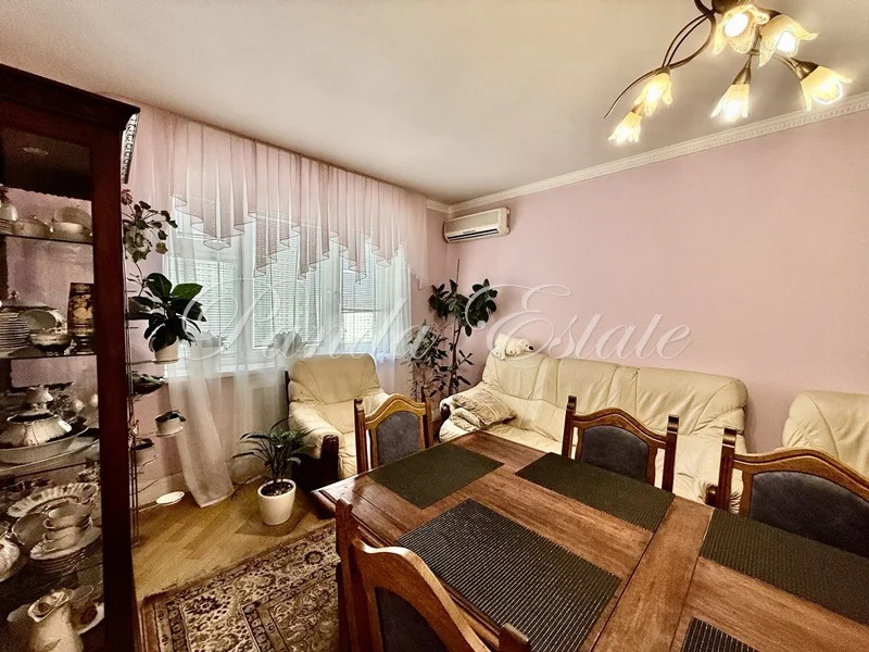 6-ти комнатная квартира Покрышкина 11 (ном. объекта: 9866) - Фото 8