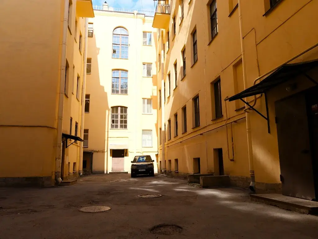 Продам 2-х комн. кв. в С-Петербурге от владельца: В.О., ул. Репина, 25 - Фото 19