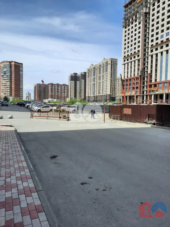 городской округ Новосибирск, Новосибирск, улица Галущака, д.15, ... - Фото 17