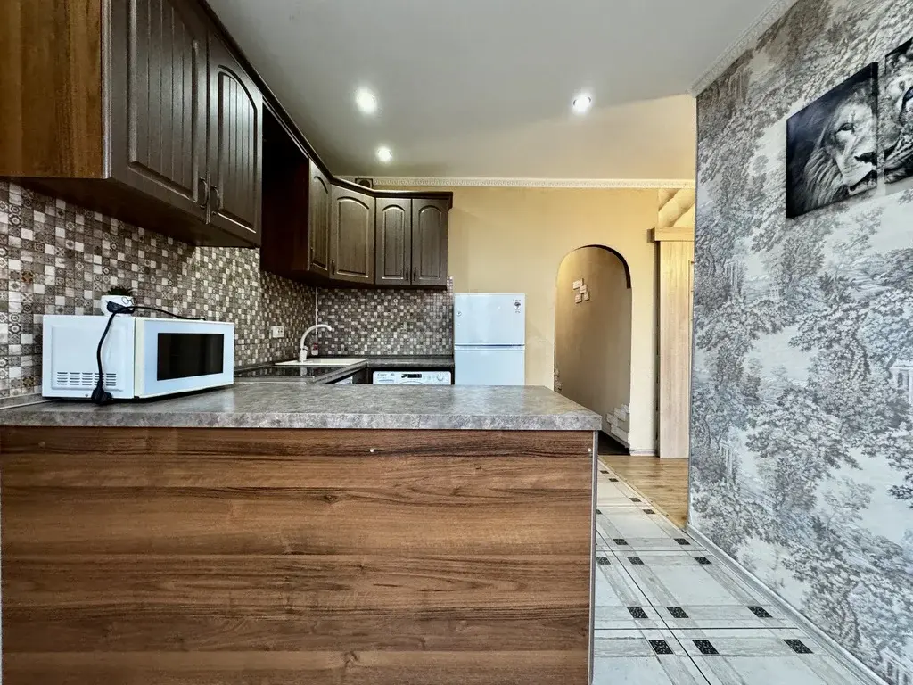 2-к мкр.Молодежный, дом 4 - Фото 4