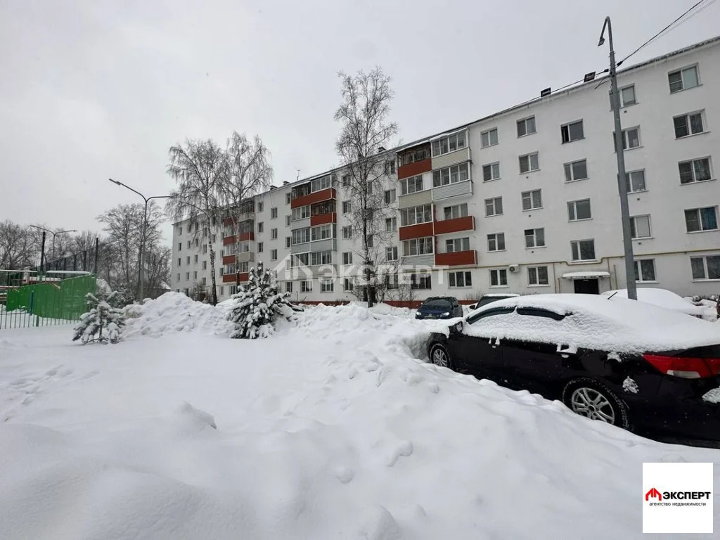 3-комнатная квартира, ул. Разина - Фото 1