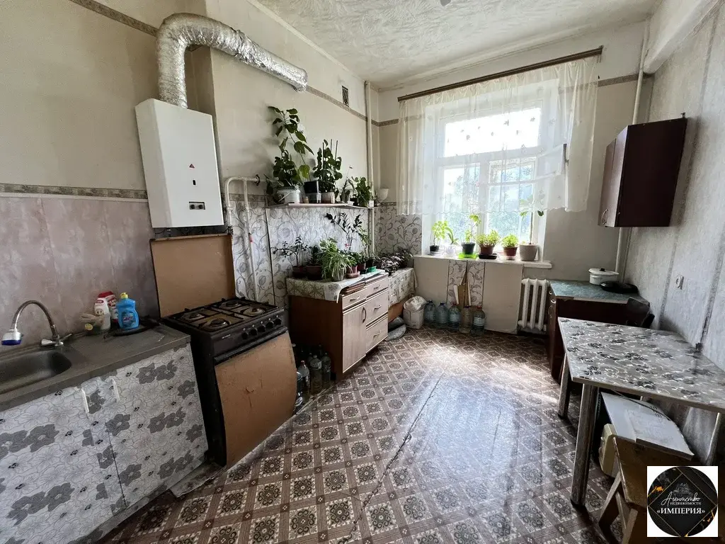 Продаётся комната в трёхкомнатной квартире - Фото 4