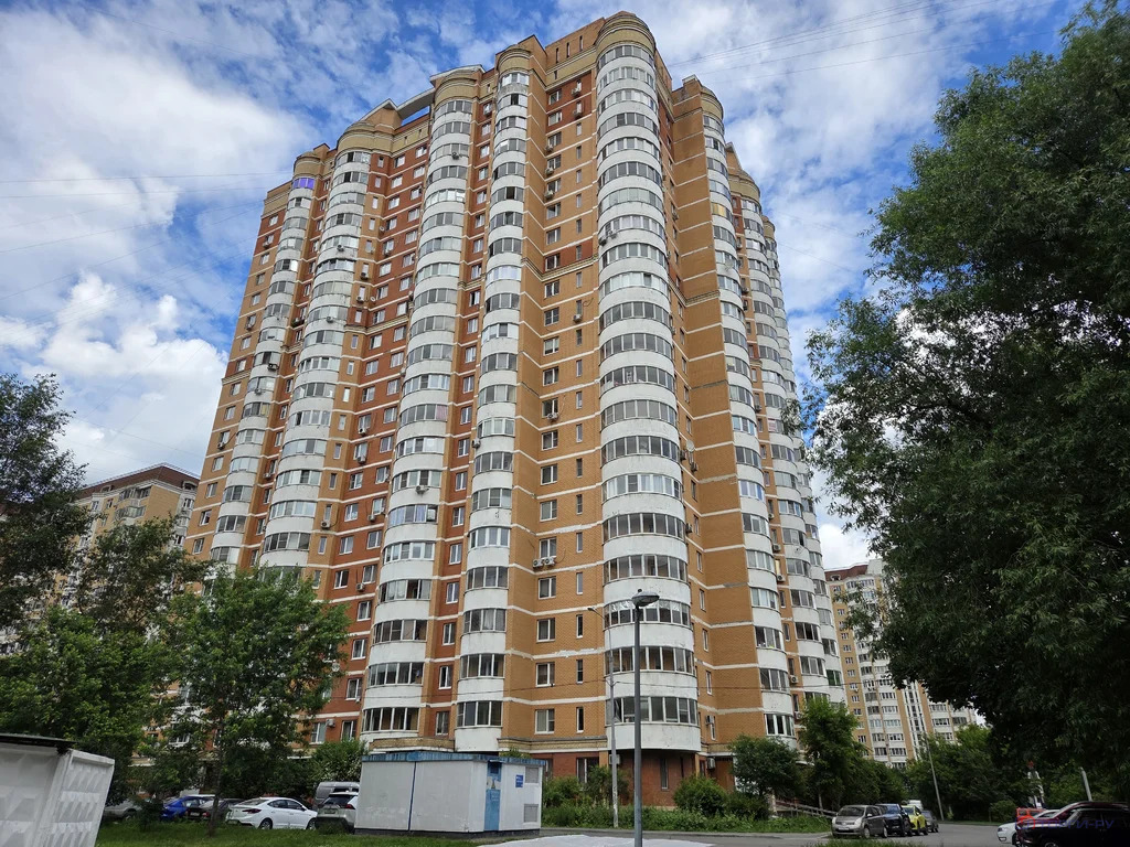 Продажа торгового помещения, ул. Дубнинская - Фото 1