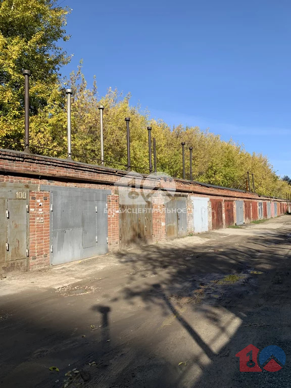 городской округ Новосибирск, Новосибирск, улица 25 лет Октября, гараж ... - Фото 0