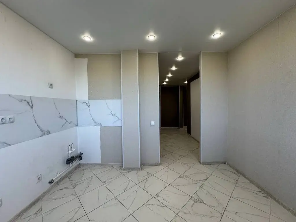 Продается просторная 3-комнатная квартира с евроремонтом в уютной дере - Фото 3