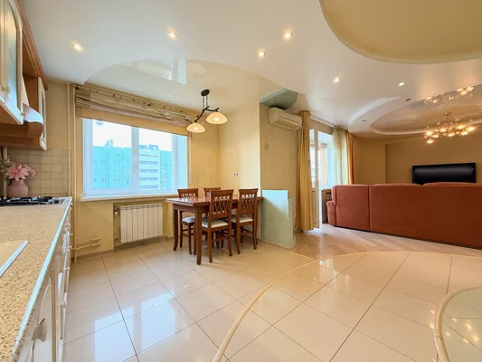 Продам трехкомнатную (3-комн.) квартиру, Деловая ул, 22 кор.2, Нижн... - Фото 3