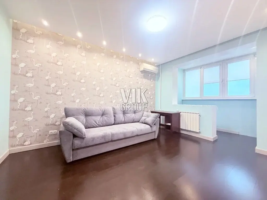 Предлагается светлая однокомнатная квартира с отличным ремонтом - Фото 2