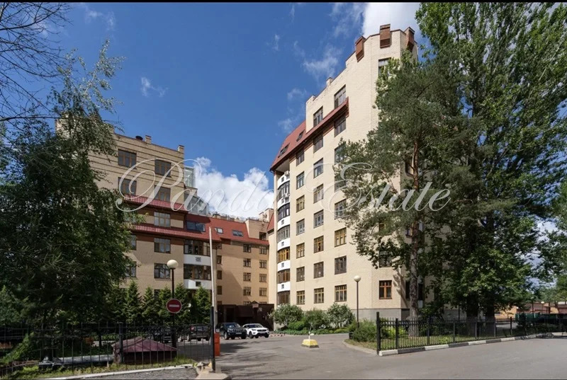 Шикарная 4 х комнатная квартира в Сколково (ном. объекта: 9723) - Фото 1