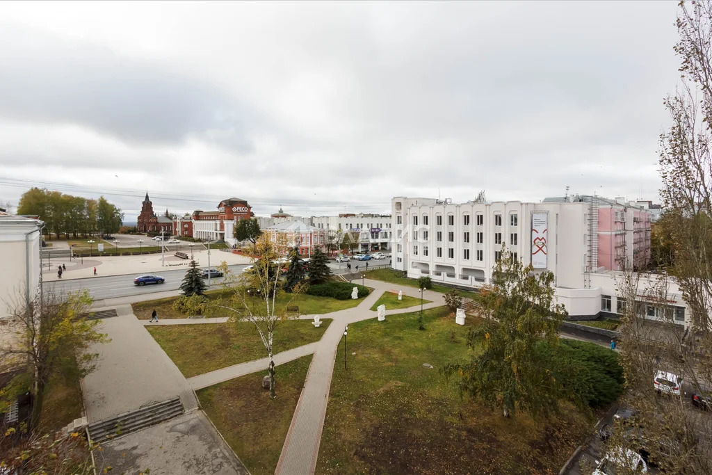 городской округ Владимир, Октябрьский проспект, д.4, 3-комнатная ... - Фото 8