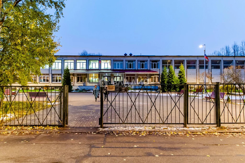 Санкт-Петербург, улица Ушинского, д.37к2, 3-комнатная квартира на . - Фото 19
