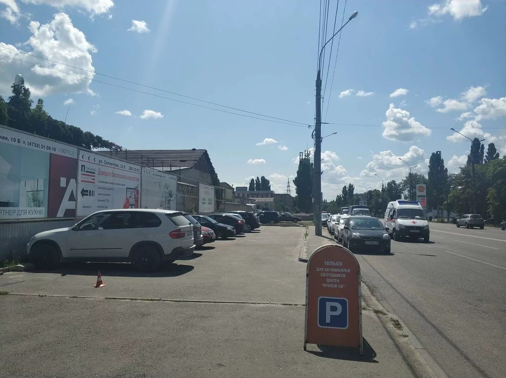 Panorama: Kdm, furniture fittings and components, Voronezh, Solnechnaya Street, 