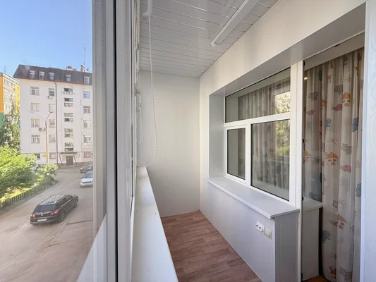 Продам трехкомнатную (3-комн.) квартиру, Коминтерна ул, 127, Нижний... - Фото 13
