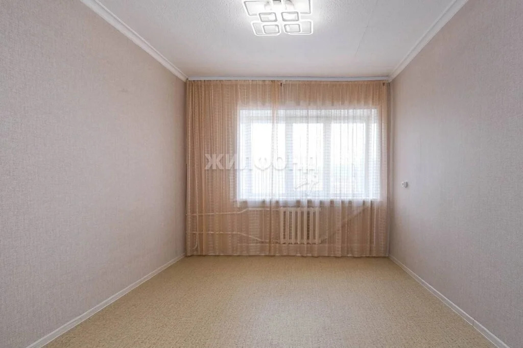 Продажа комнаты, Новосибирск, ул. Дуси Ковальчук - Фото 1