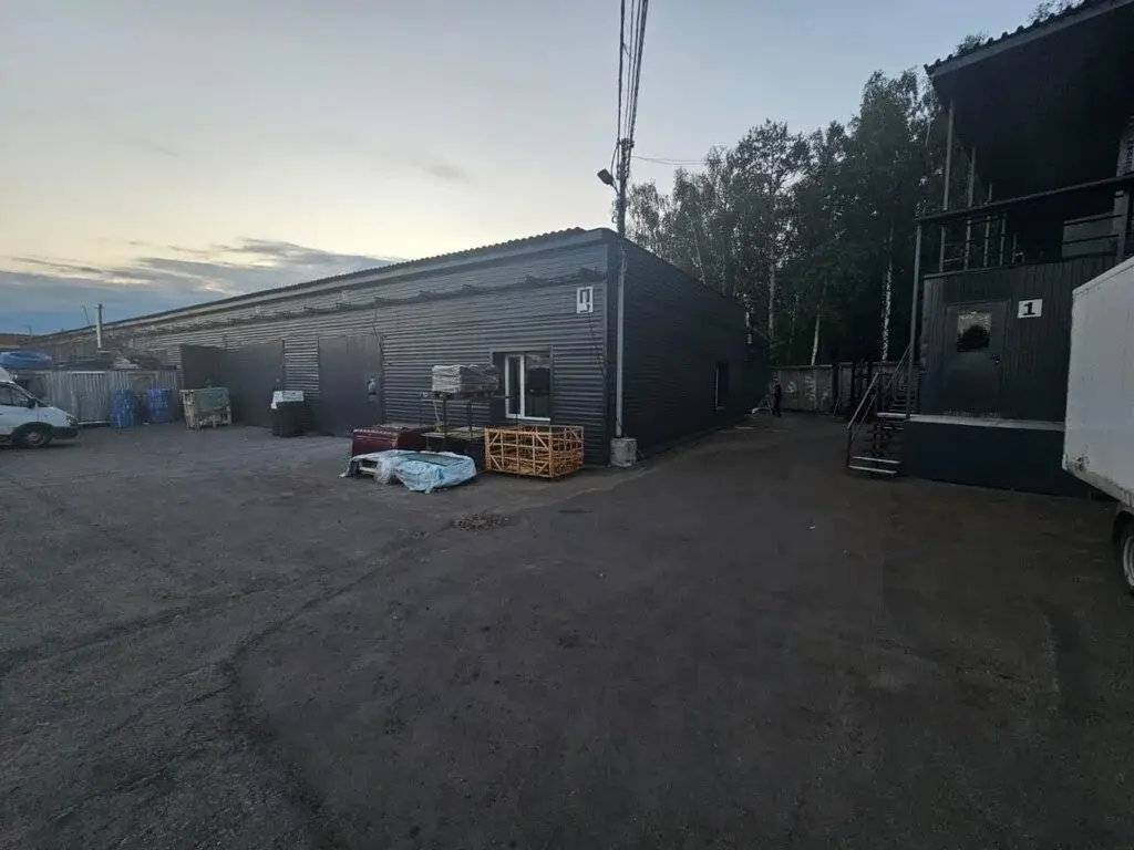 Аренда тёплого склада 170 м2 в Климовске, ворота 4 м - Фото 1