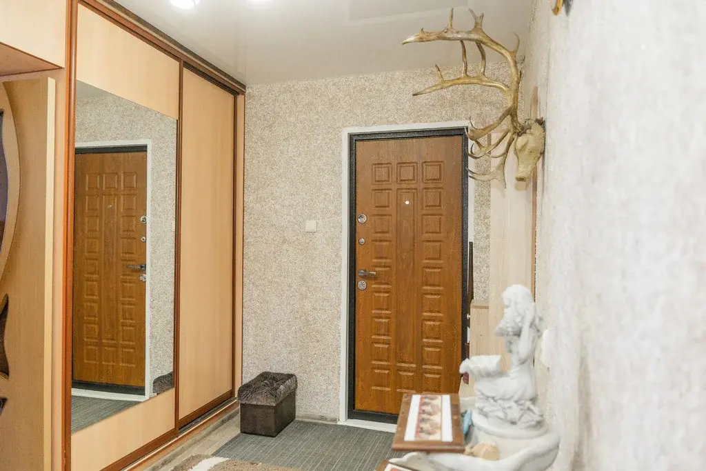 Продается шикарная двухкомнатная квартира в центре Нязепетровс - Фото 16