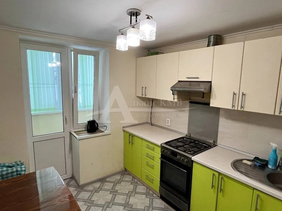 Продажа квартиры, Зеленокумск, Советский район, ул. Горького - Фото 1