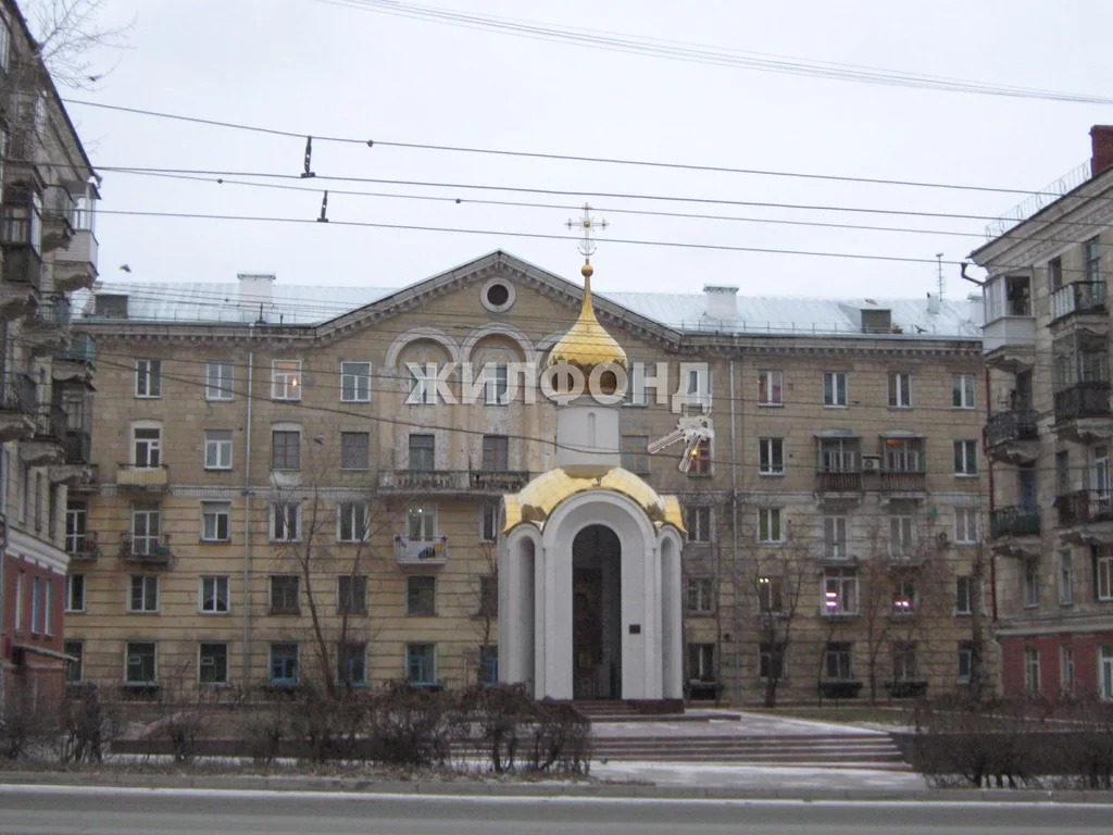 Площадь сибиряков гвардейцев новосибирск