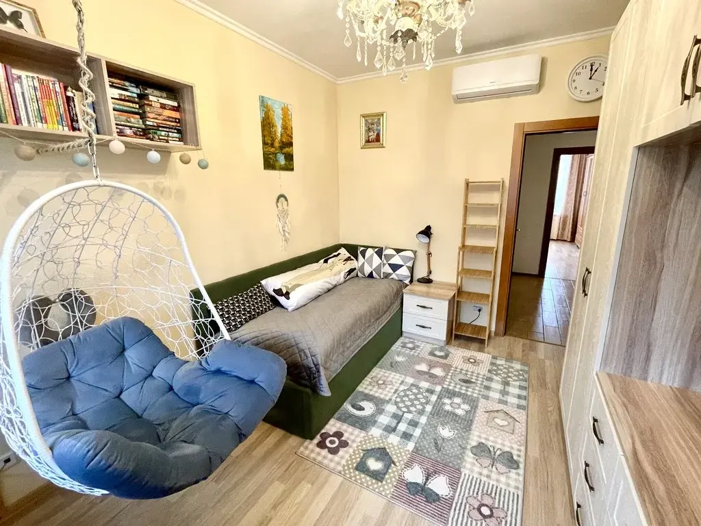 Трехкомнатная квартира с хорошим ремонтом. мебелью и техникой - Фото 5