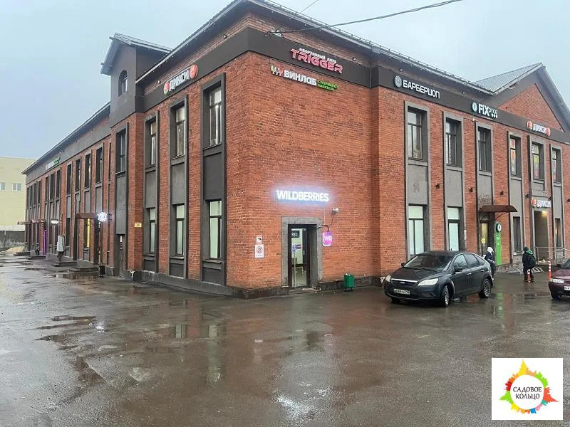 Сдается торговая площадь 50 м2, на первом этаже, с отдельным входом - Фото 0
