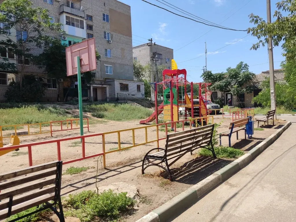 Продам 3-х комнатную квартиру площадью 66 квадратных метров - Фото 1