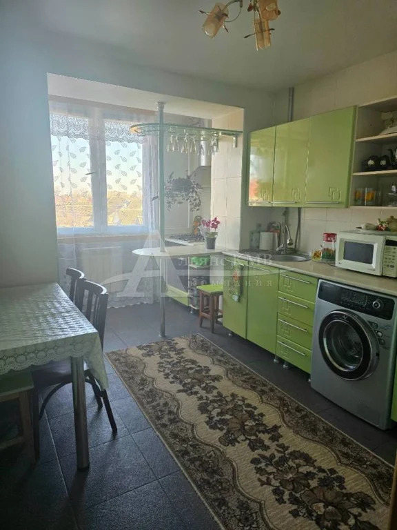 Продажа квартиры, Минеральные Воды, Стеклозаводская ул. - Фото 2