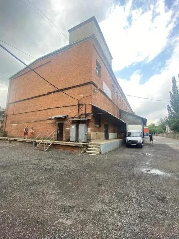 м. Трикотажная 14 м.п. ул.В.Петушкова д.8.Сдается ПСН 200 кв.м на 5/5 - Фото 6