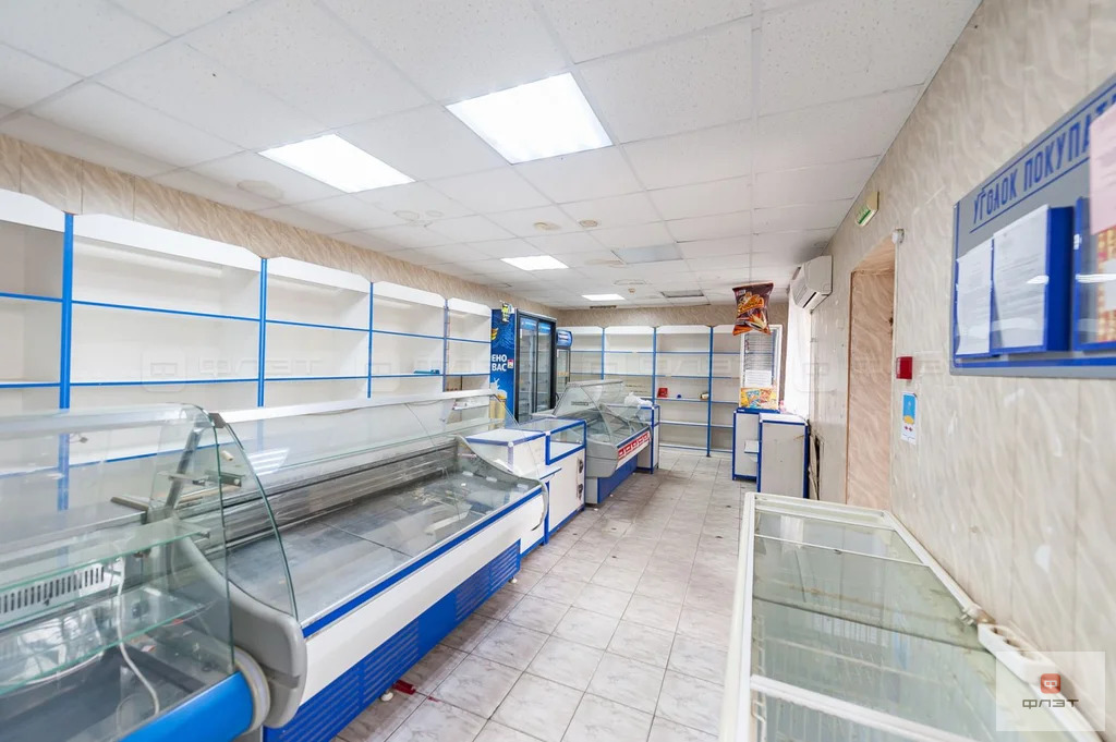 Продажа торгового помещения, Лаишево, Лаишевский район, ул. ... - Фото 0