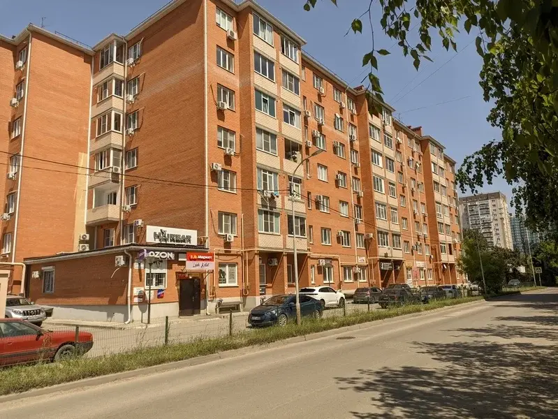 1-комнатная квартира с большой кухней в районе ЖК «Молодежный» - Фото 10