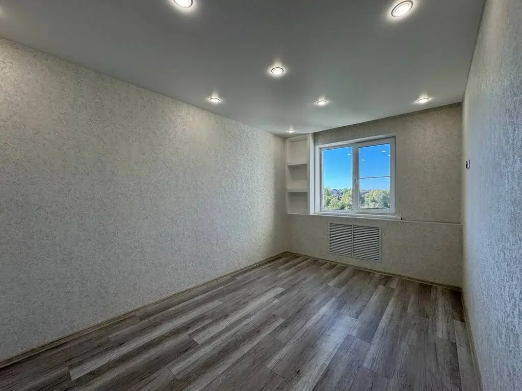 Продается просторная 3-комнатная квартира с евроремонтом в уютной дере - Фото 12