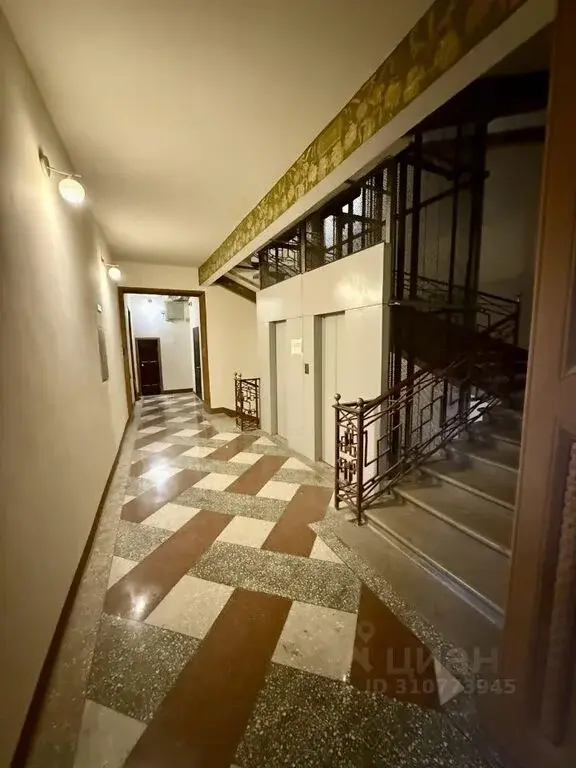 Купить двухкомнатную квартиру 66.1м Смоленская пл., 13/21, Москва, ... - Фото 4