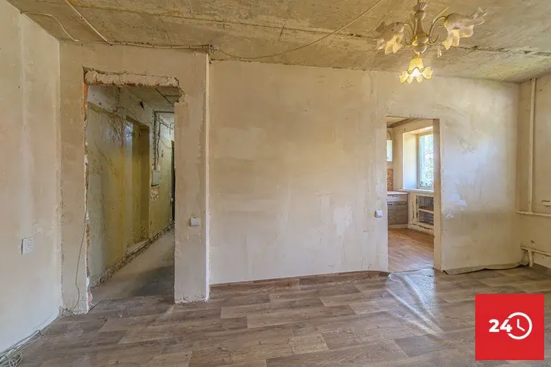 Продается 2 комнатная квартира по ул.Германа Титова, 24 Заводской р-н - Фото 8