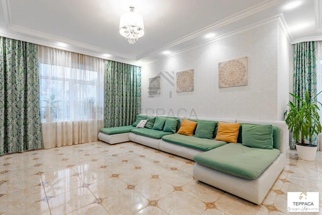 Продажа дома, Александровская, Краснокутская улица - Фото 1